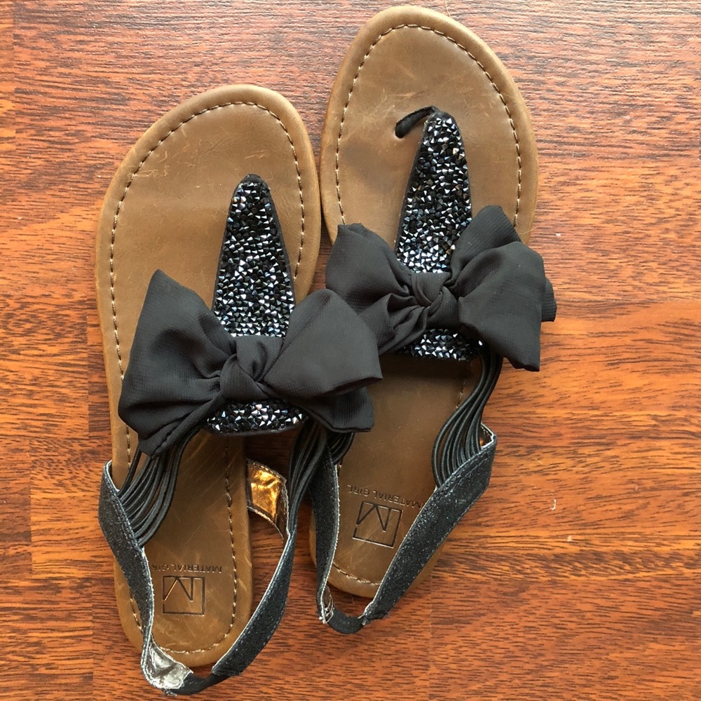 Black Sandals with a bow 🎀